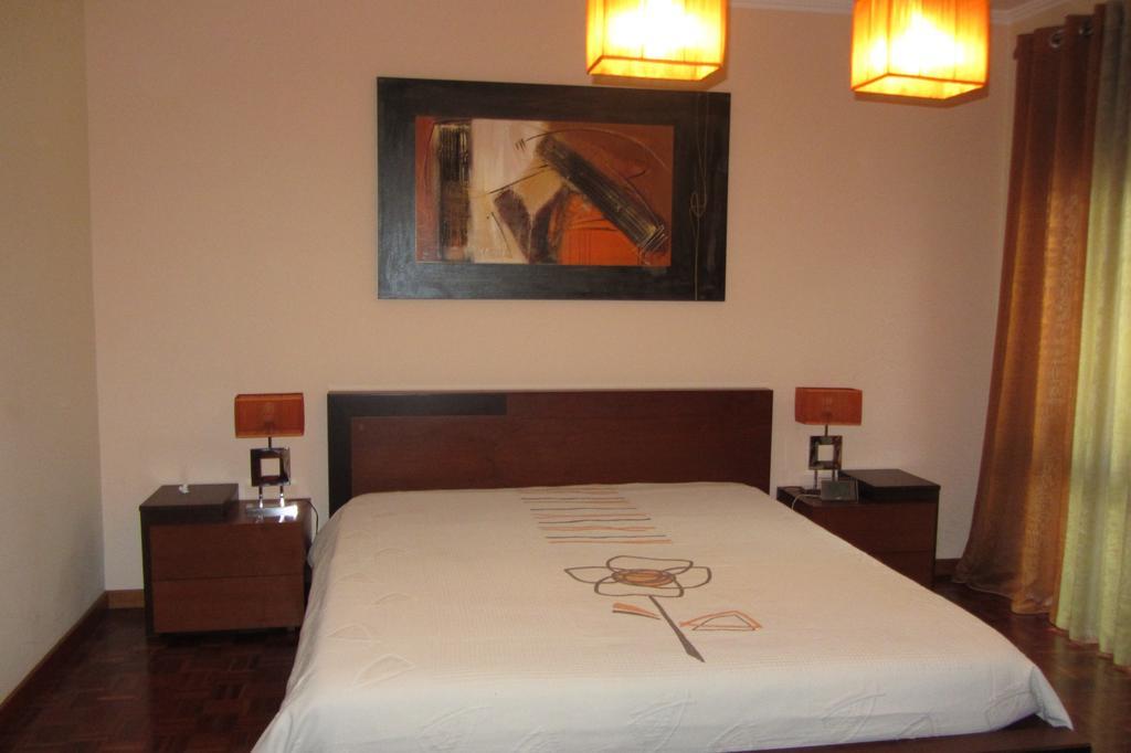 Apartamento Superior Helena'S Porto Corner บีลาโนวาเดกายา ภายนอก รูปภาพ